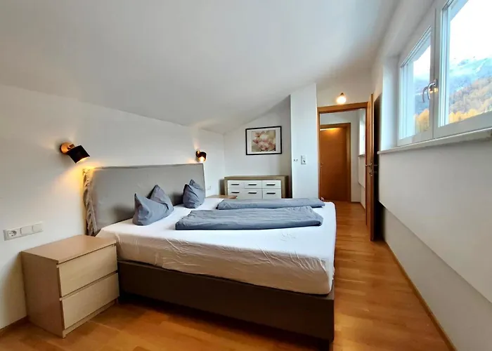 Baumblick Mit Whirlpool