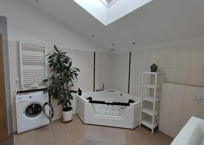 Baumblick Mit Whirlpool