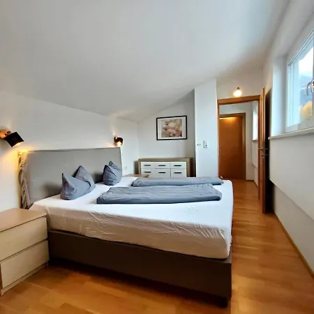 Baumblick Mit Whirlpool